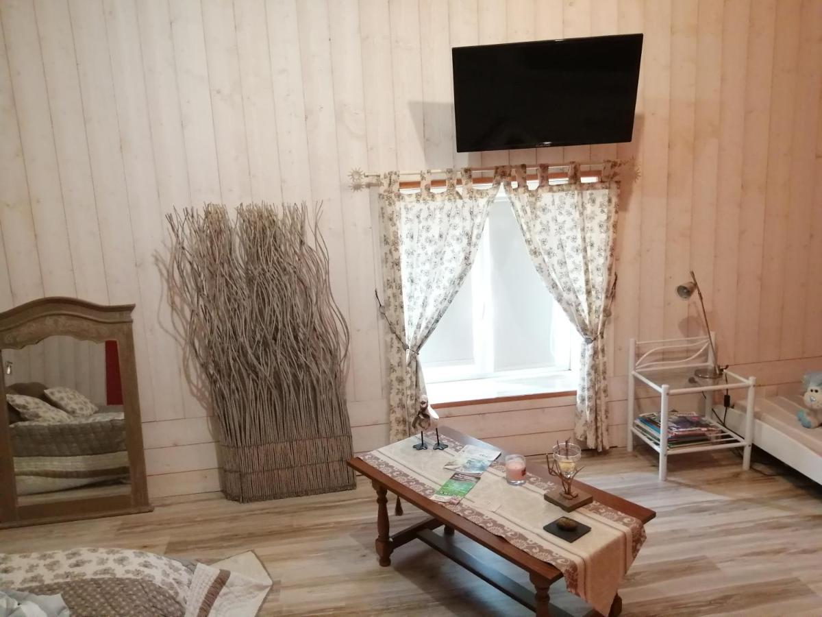 Les Tourterelles Bed & Breakfast Chabournay Ngoại thất bức ảnh