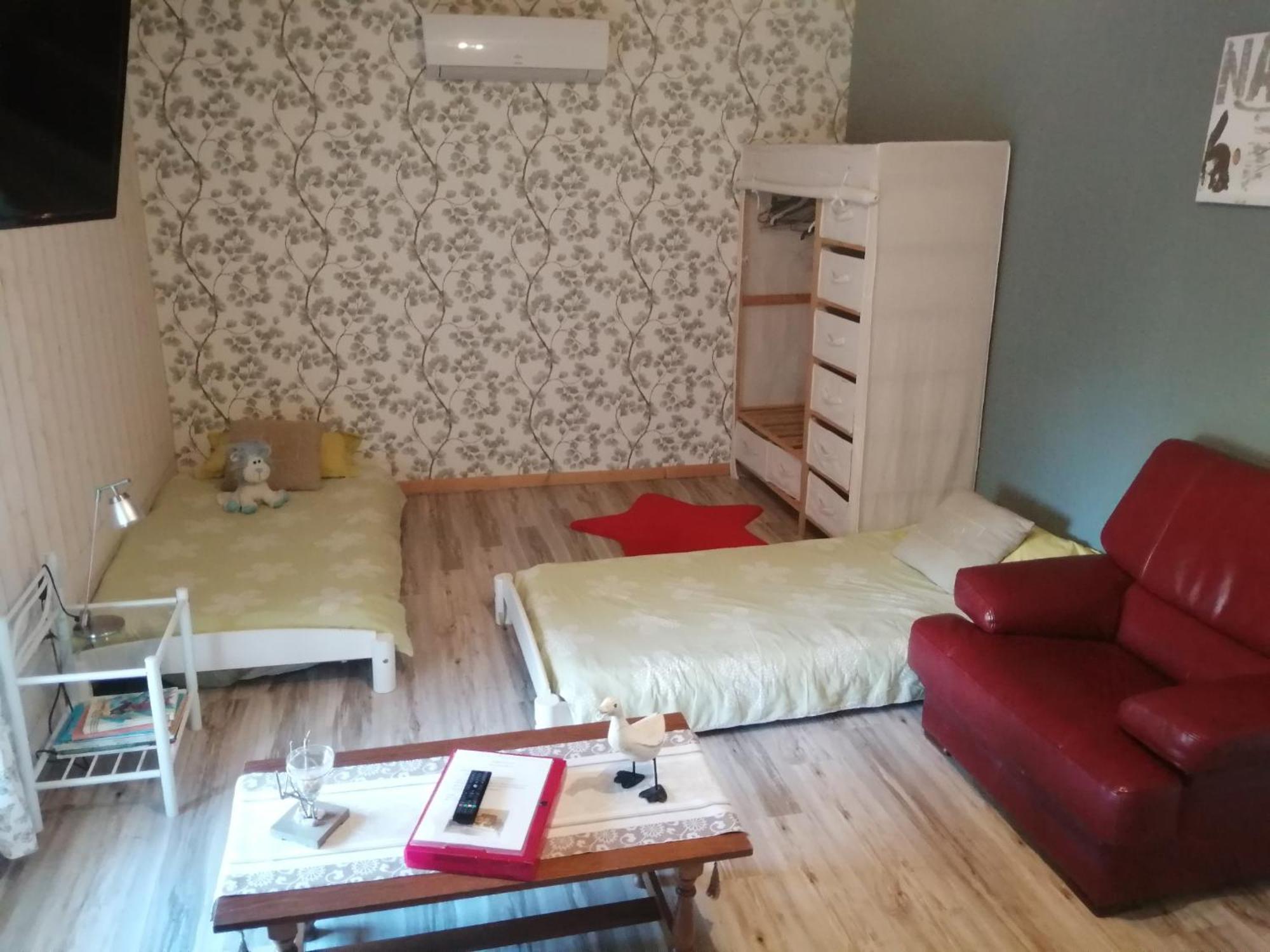 Les Tourterelles Bed & Breakfast Chabournay Ngoại thất bức ảnh