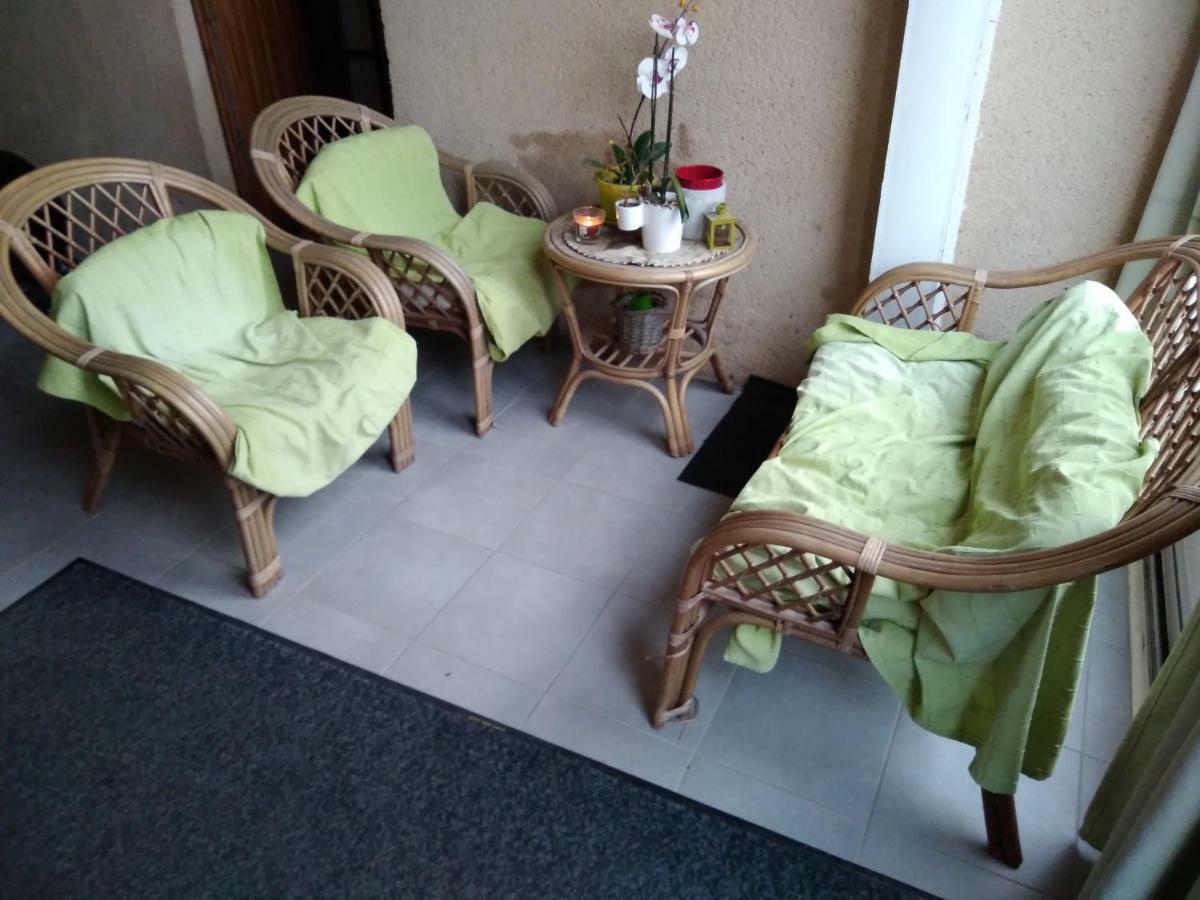Les Tourterelles Bed & Breakfast Chabournay Ngoại thất bức ảnh